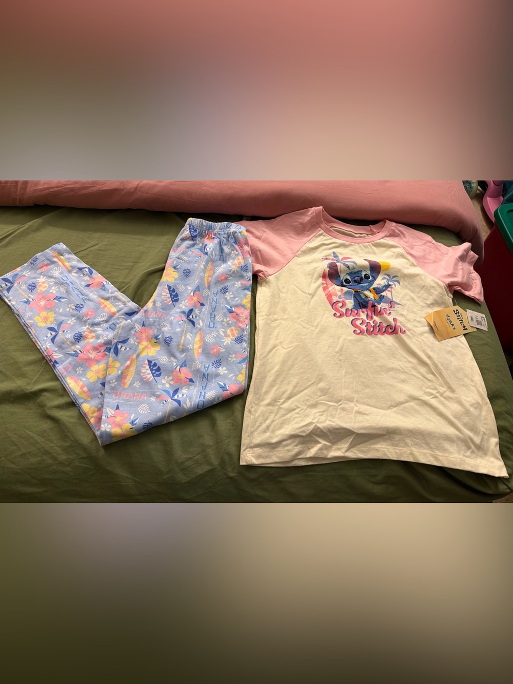 Disney Pink and Cream 'Surfing Stitch' Girls' Pajama Set